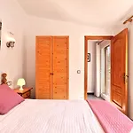 Villa Divuit Pins