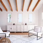 Spacious Villa With Pool And Sea View In Sant Llorenc Des Cardassar