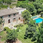 Lovely Mallorquin Farmhouse In Pollensa By Renthousing