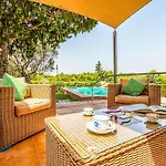 Villa Alzina