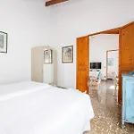 Poppy'S Beach House