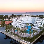 Viva Eden Lago