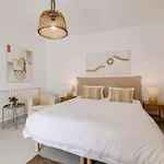 Mateo, Erholung Pur In Stilvollem,Modernenambiente