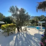 Exklusive Moderne Finca Mit Pool