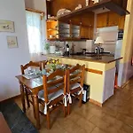 Charming Place With Large Pool Close To The Beach
