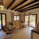 Villa Lara
