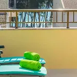 Amazing Apartment Near The Beach