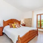 Ferienhaus Mit Privatpool Fuer 10 Personen Ca 284 Qm In San Lorenzo De Cardessar, Mallorca Suedostkueste Von Mallorca