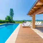 Attractive Villa With Private Pool