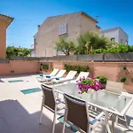 Luxus-Villa Direkt Am Meer Mit Hallenbad