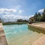 Komfortables Ferienhaus In Alar Mit Grossem Garten