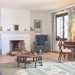 Villa Marcial
