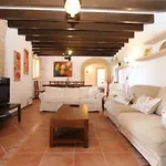 Finca Es Rafal , Mallorquinisches Landhaus Mit Pool Und Grossem Garten