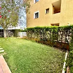 Spacious Apartment Close To The Beach
