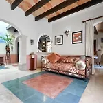 4 Bedroom Stunning Home In Porreres
