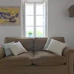 Son Pelai Menut