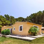 Villa Alexandria Mit Pool Und Grillplatz