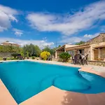 Tranquil Retreat In Inca