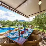 5 Bedroom Country House, Pollensa