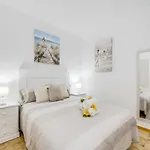 Apartment For 4, With Sea Views