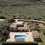 Villa Con Piscina Bbq Terraza Y Wifi