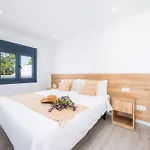 White Suites 3