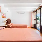 Villa Vinya Cal Beato