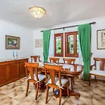 Villa Voltor Cinco