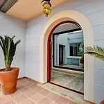 Villa Con Piscina