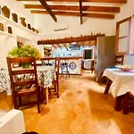 Ullal - Rural Charm Approx 73000 Meters Villa And Outdoor Adventure Agritourism Apartment With Private Mountain Path Approximately 5 Minutes Walking From The Beach Ideal For Relaxation